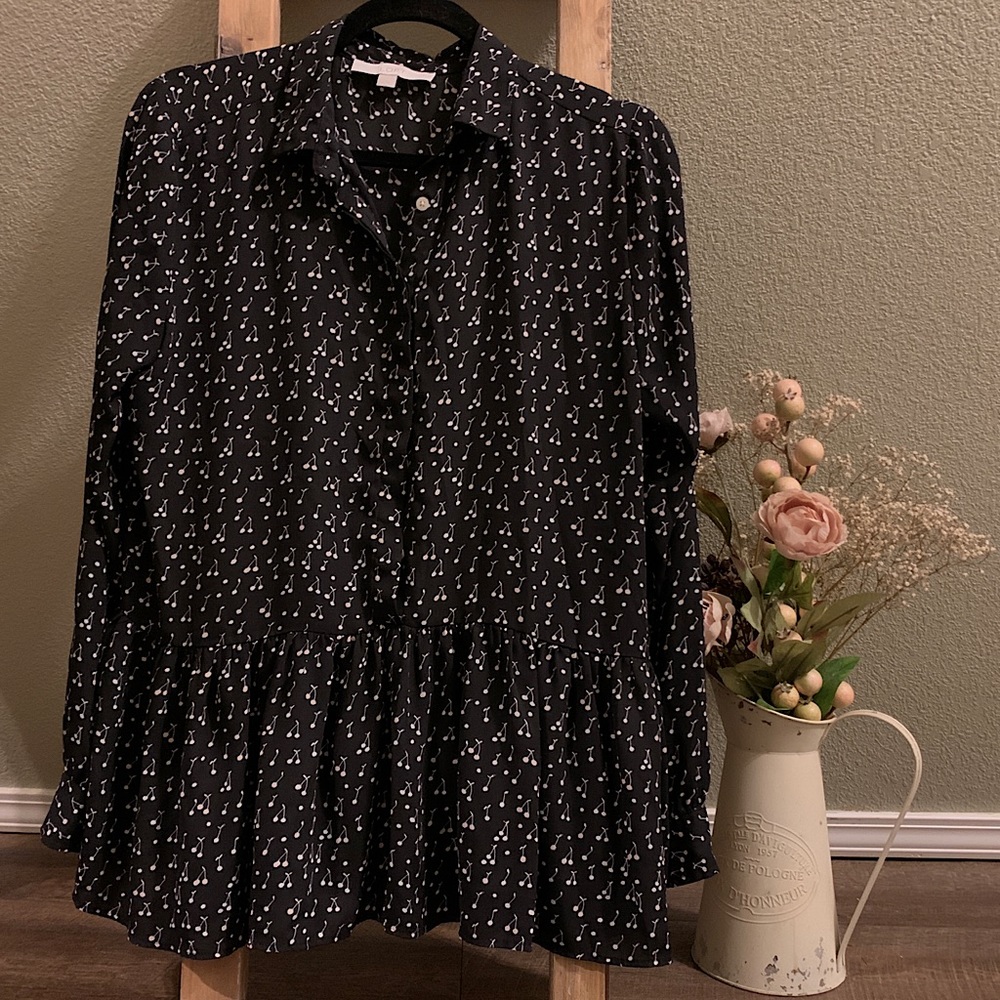 LOFT - Cherry peplum blouse - button up - silky - funky print